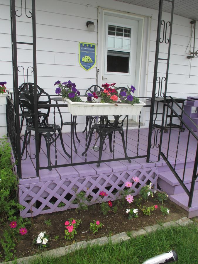 Gite Agricole Les Lilas Saint Wenceslas Exterior photo